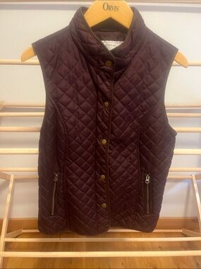 G.H. Bass & Co. Quilted Vest in Burgundy